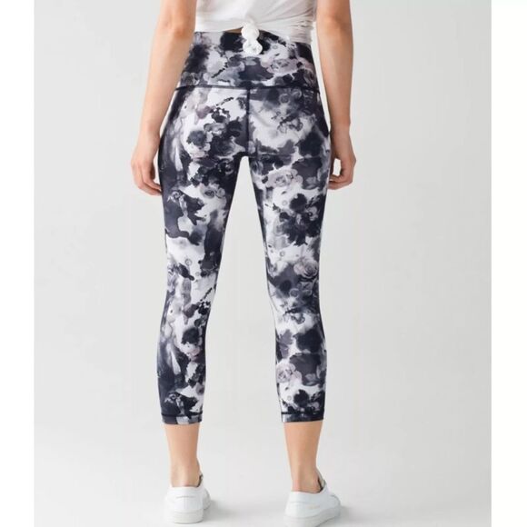 Lululemon Wunder Under Obscured Black Dusty Mauve Crop Leggings Size 4 - Picture 3 of 13